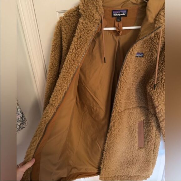 Patagonia Winter Jacket - Picture 5 of 7